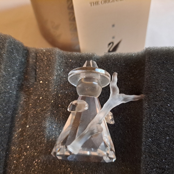 Swarovski Silver Crystal  Nativity  shepherd  in box with C0A excellent - Picture 8 of 8